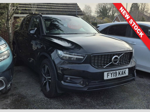 Volvo XC40  1.5 T3 R-Design 5dr Auto  ** Low Miles Auto SUV ** 