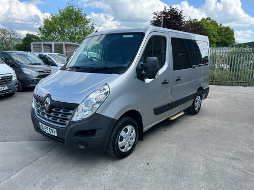 Renault Master  2.3 FWD SL28 SWB LOW ROOF dCi Euro 6 WHEELCHAIR ACCESS CREW VAN NO VAT