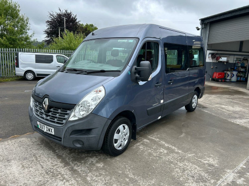 Renault Master  2.3 FWD MM33 dCi L2H2 MWB WHEELCHAIR ACCESS 5 Seat Crew Business+ Euro 6 NO