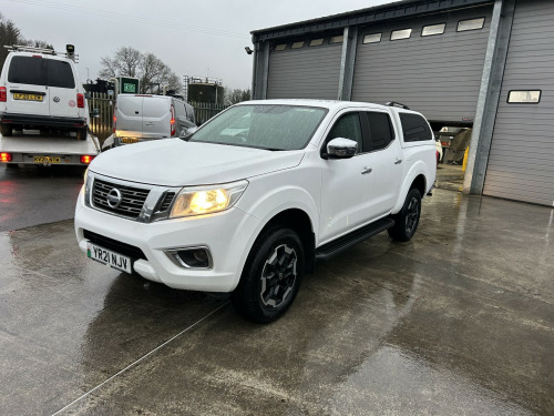Nissan Navara  2.3 dCi N-Connecta Double Cab Pick Up Automatic 