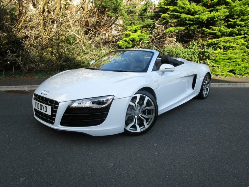 Audi R8  5.2 SPYDER V10 QUATTRO 2d 518 BHP AUTOMATIC  ULTRA