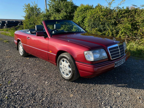 Mercedes-Benz E-Class E220 W124 E220 CABRIOLET