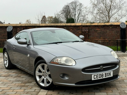 Jaguar XK  4.2 V8 Coupe 2dr Petrol Auto Euro 4 (300 ps) THIS 