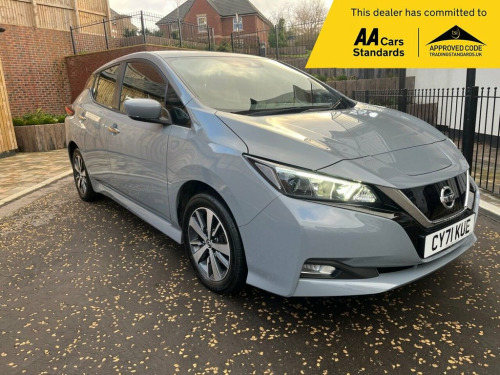 Nissan Leaf  40kWh Acenta Hatchback 5dr Electric Auto (150 ps) 