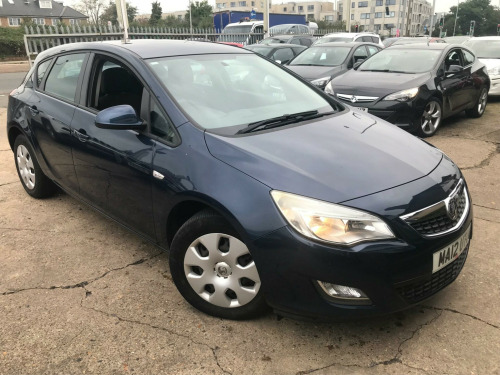 Vauxhall Astra  1.6 16v Exclusiv Euro 5 5dr