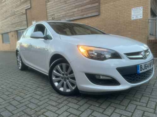 Vauxhall Astra  1.6 16v Tech Line Euro 5 5dr