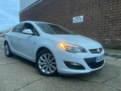 Vauxhall Astra  1.6 16v Tech Line Euro 5 5dr