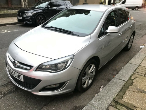 Vauxhall Astra  1.4i SRi Euro 6 5dr