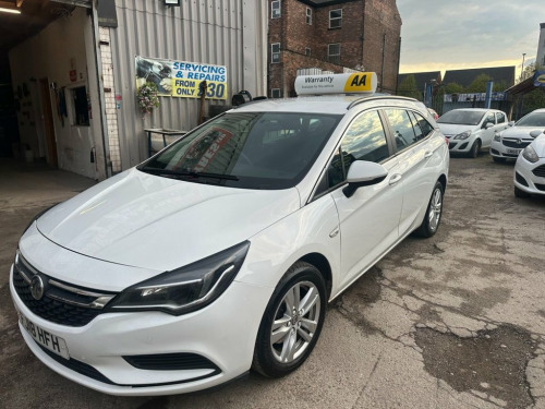 Vauxhall Astra  1.6 EMERGENCY SERVICES CDTI S/S 5d 134 BHP 12 Mont