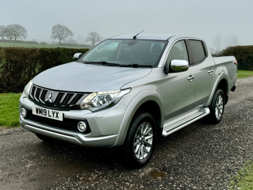 Mitsubishi L200  2.4 DI-D DC Barbarian