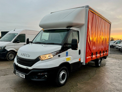 Iveco Daily  2.3 D HPI 14V 35S 3750 CURTAINSIDE TAIL LIFT LUTON