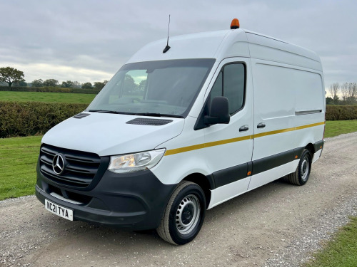 Mercedes-Benz Sprinter  2.0 317 CDI Progressive L2 UTILTIY SPEC