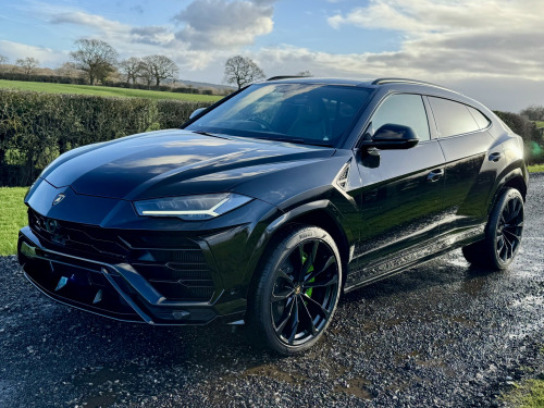 Lamborghini URUS  4.0 V8 BiTurbo 