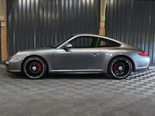 Porsche 911  3.8 CARRERA GTS PDK 2d 408 BHP