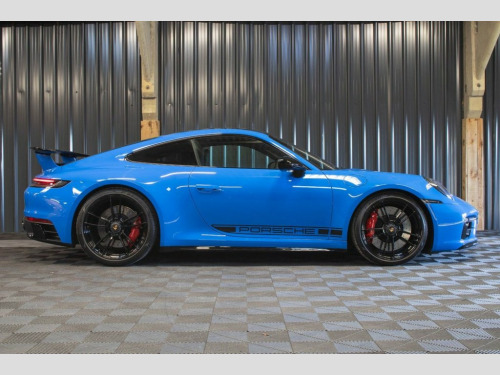 Porsche 911  3.0T 992 Carrera GTS Coupe 2dr Petrol PDK Euro 6 (