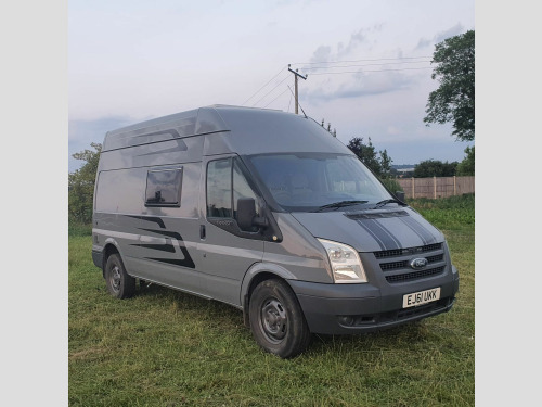 Ford Transit  350 HR PV