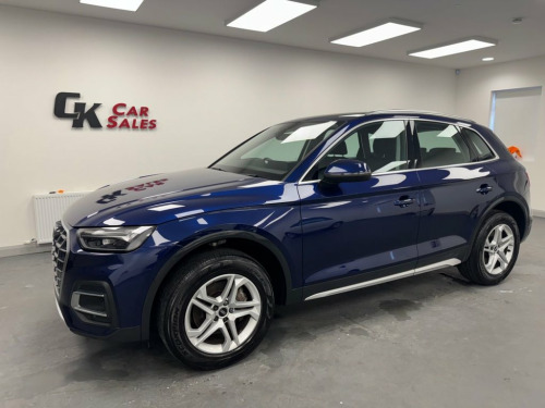 Audi Q5  2.0 TDI 40 Sport SUV 5dr Diesel S Tronic quattro E