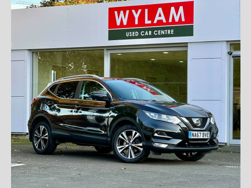 Nissan Qashqai  1.5 dCi N-Connecta Euro 6 (s/s) 5dr