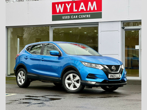 Nissan Qashqai  1.3 DIG-T Acenta Premium Euro 6 (s/s) 5dr