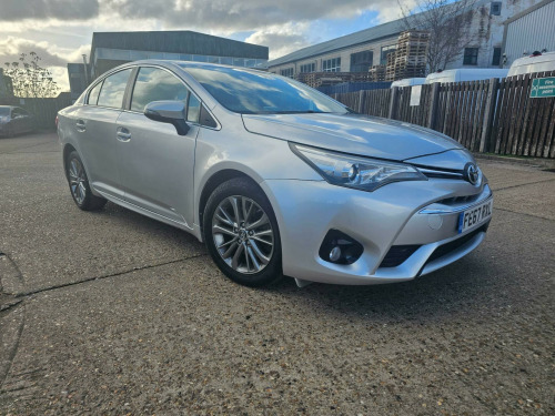 Toyota Avensis  2.0 D-4D Business Edition Euro 6 (s/s) 4dr