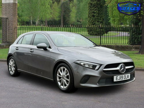 Mercedes-Benz A-Class  1.5 A180d Sport