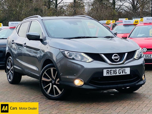 Nissan Qashqai  1.2 DIG-T Tekna SUV 5dr Petrol Manual 2WD Euro 6 (