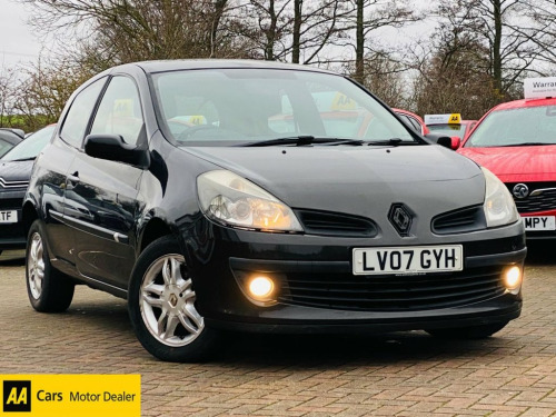 Renault Clio  1.4 16v Dynamique Hatchback 3dr Petrol Manual (158