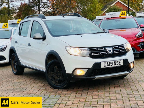 Dacia Sandero Stepway  0.9 TCe Essential Hatchback 5dr Petrol Manual Euro
