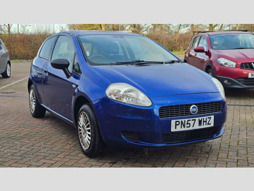 Fiat Grande Punto  1.2 Active White Hatchback 3dr Petrol Manual (139  