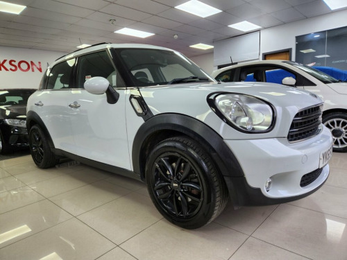 MINI Countryman  1.6 One SUV 5dr Petrol Manual Euro 6 (s/s)SERVICE 