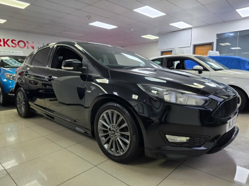 Ford Focus  1.0T EcoBoost ST-Line Hatchback 5dr Petrol Manual 