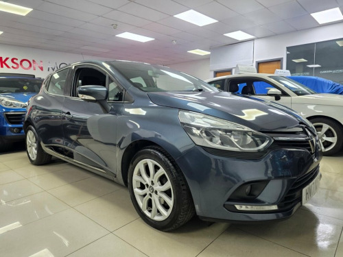 Renault Clio  1.2 16V Dynamique Nav Hatchback 5dr Petrol Manual  