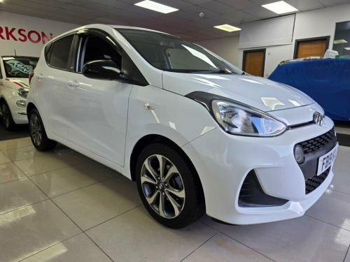 Hyundai i10  1.0 Play Hatchback 5dr Petrol Manual Euro 6+SERVIC 
