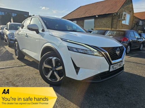 Nissan Qashqai  1.3 DIG-T MHEV N-Connecta SUV 5dr Petrol Hybrid XTRON 4WD Euro 6 (s/s) (158