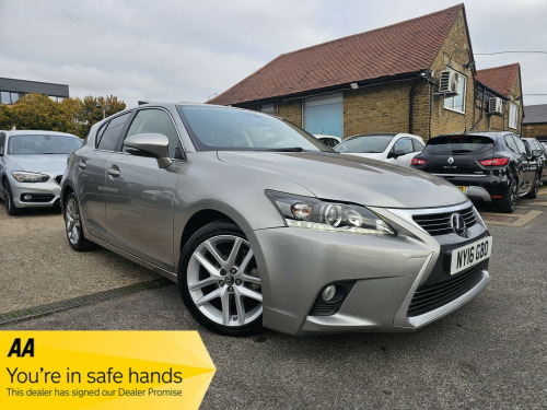 Lexus CT 200h  1.8 200h Advance Plus Hatchback 5dr Petrol Hybrid CVT Euro 6 (s/s) (136 ps)
