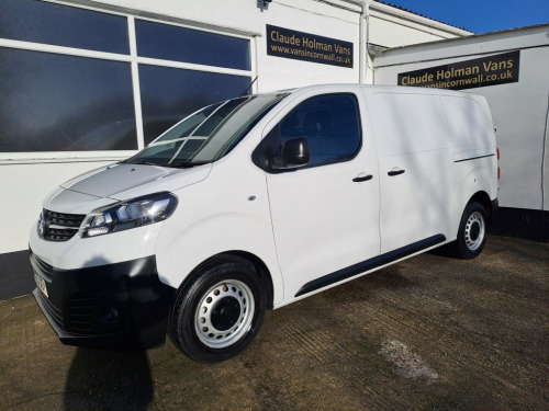 Vauxhall Vivaro  2.0 Turbo D 3100 Dynamic Panel Van 6dr Diesel Manu 