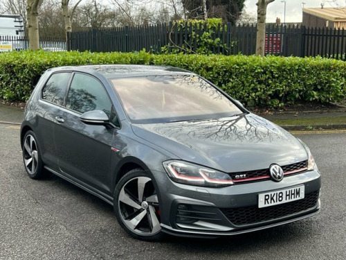 Volkswagen Golf 2.0 TSI GTI