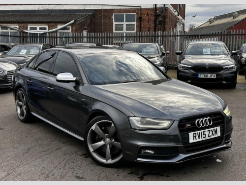 Audi S4  3.0 TFSI V6 Black Edition