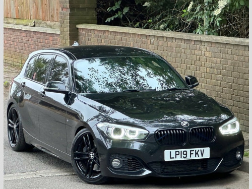 BMW 1 Series  1.5 118i M Sport Shadow Edition 5-door