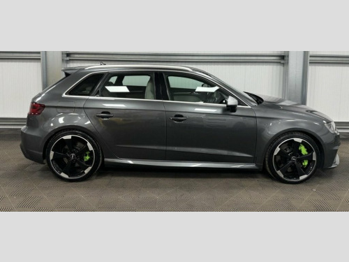 Audi RS3  2.5 TFSI