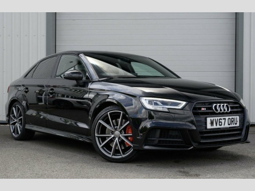 Audi S3  2.0 TFSI Black Edition