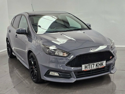 Ford Focus 2.0 T EcoBoost ST-3