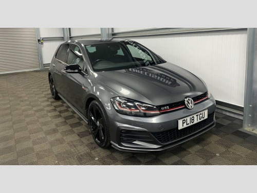 Volkswagen Golf 2.0 TSI GTI