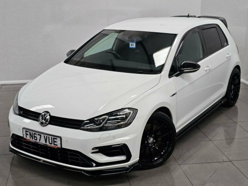 Volkswagen Golf  2.0 TSI R