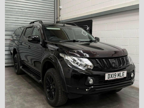 Mitsubishi L200  2.4 DI-D DC Barbarian Black