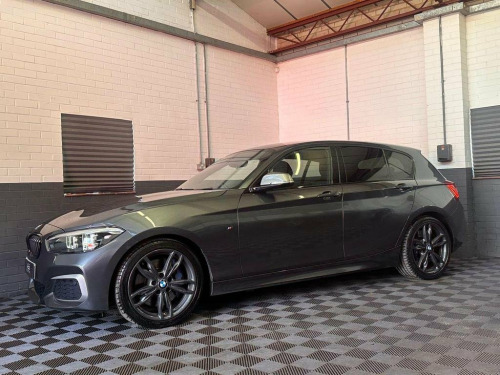 BMW 1 Series M1 3.0 M140i Shadow Edition 5-door