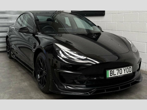 Tesla Model 3  Standard Range Plus