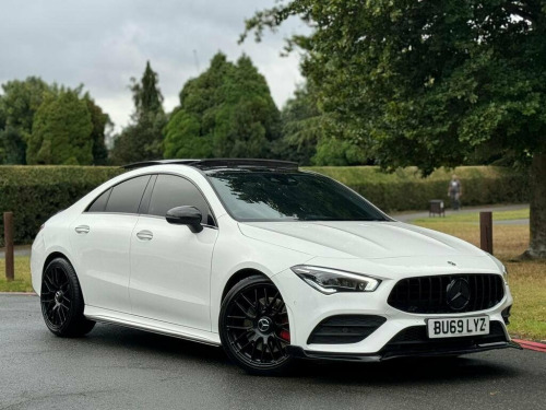 Mercedes-Benz CLA  2.0 CLA220 AMG Line