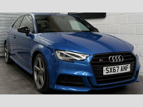 Audi S3  2.0 TFSI Black Edition