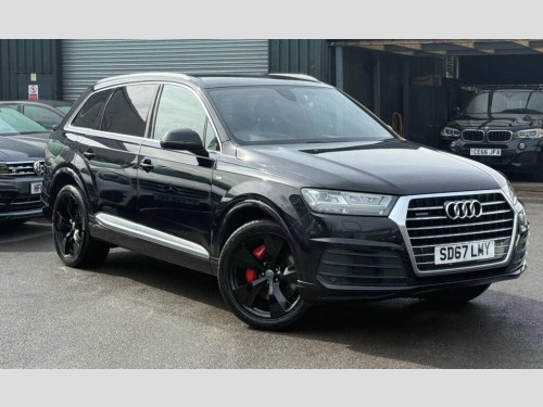 Audi Q7  3.0 TDI V6 S line